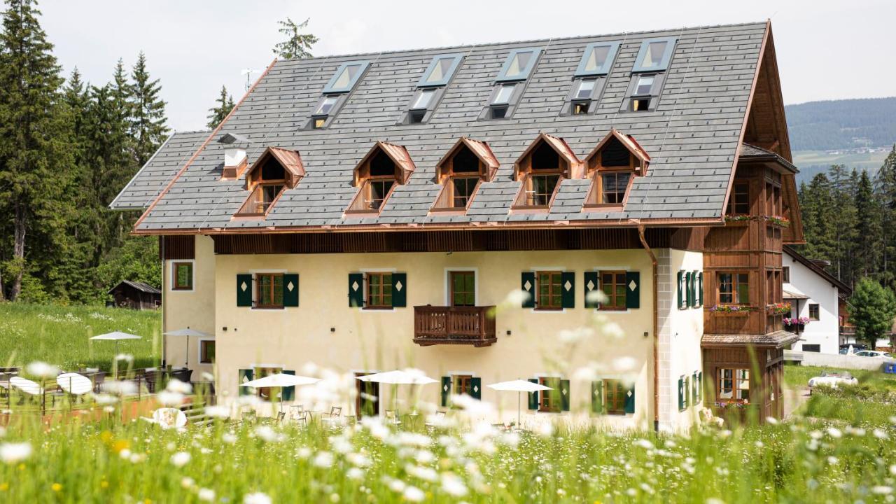 Natura Boutique Chalet Wellness Spa 도비아코 외부 사진