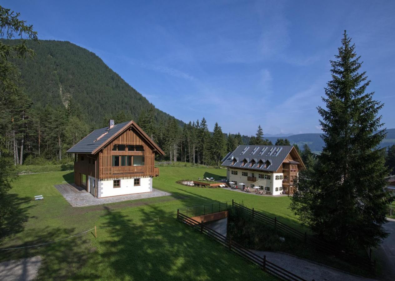 Natura Boutique Chalet Wellness Spa 도비아코 외부 사진